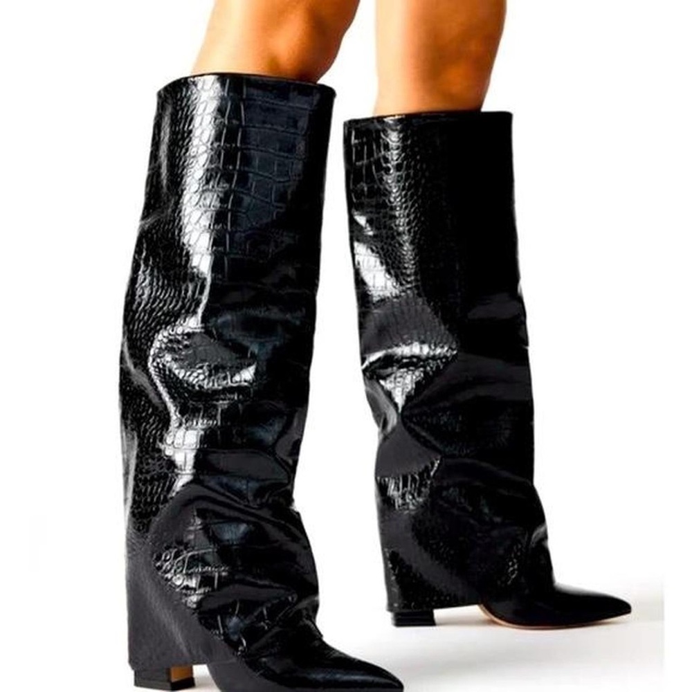 Steve Madden fold over boots